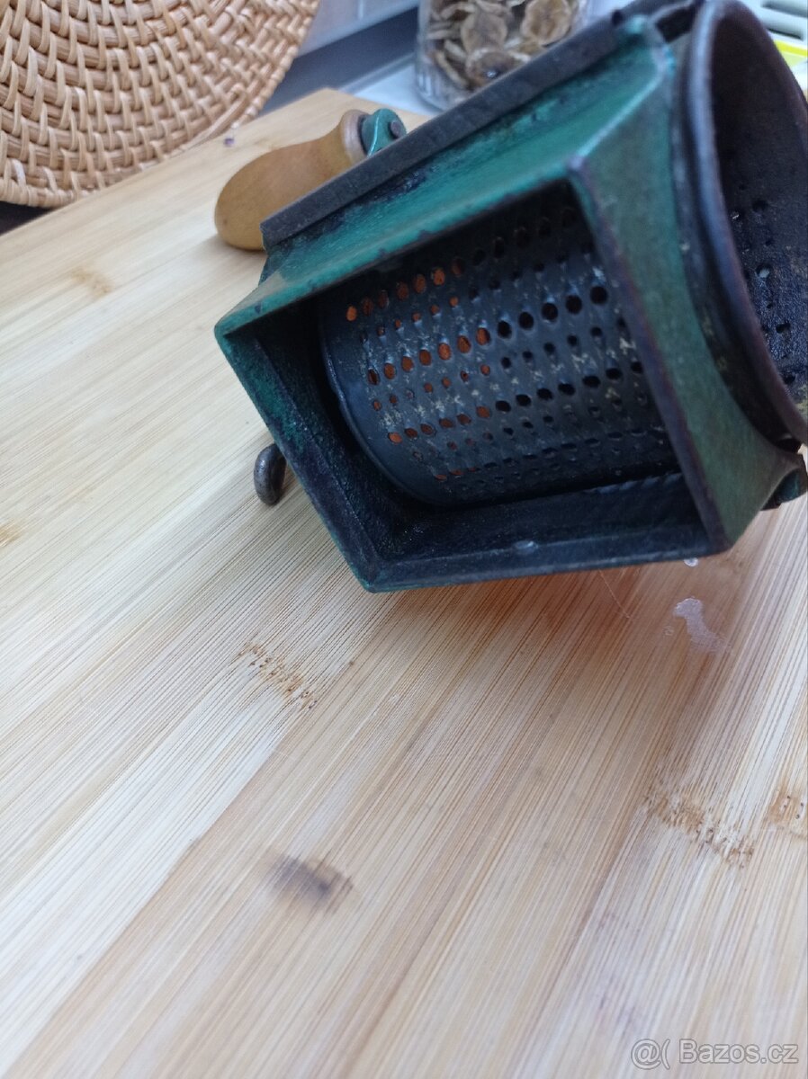 Starý mlýnek na strouhanku - 3