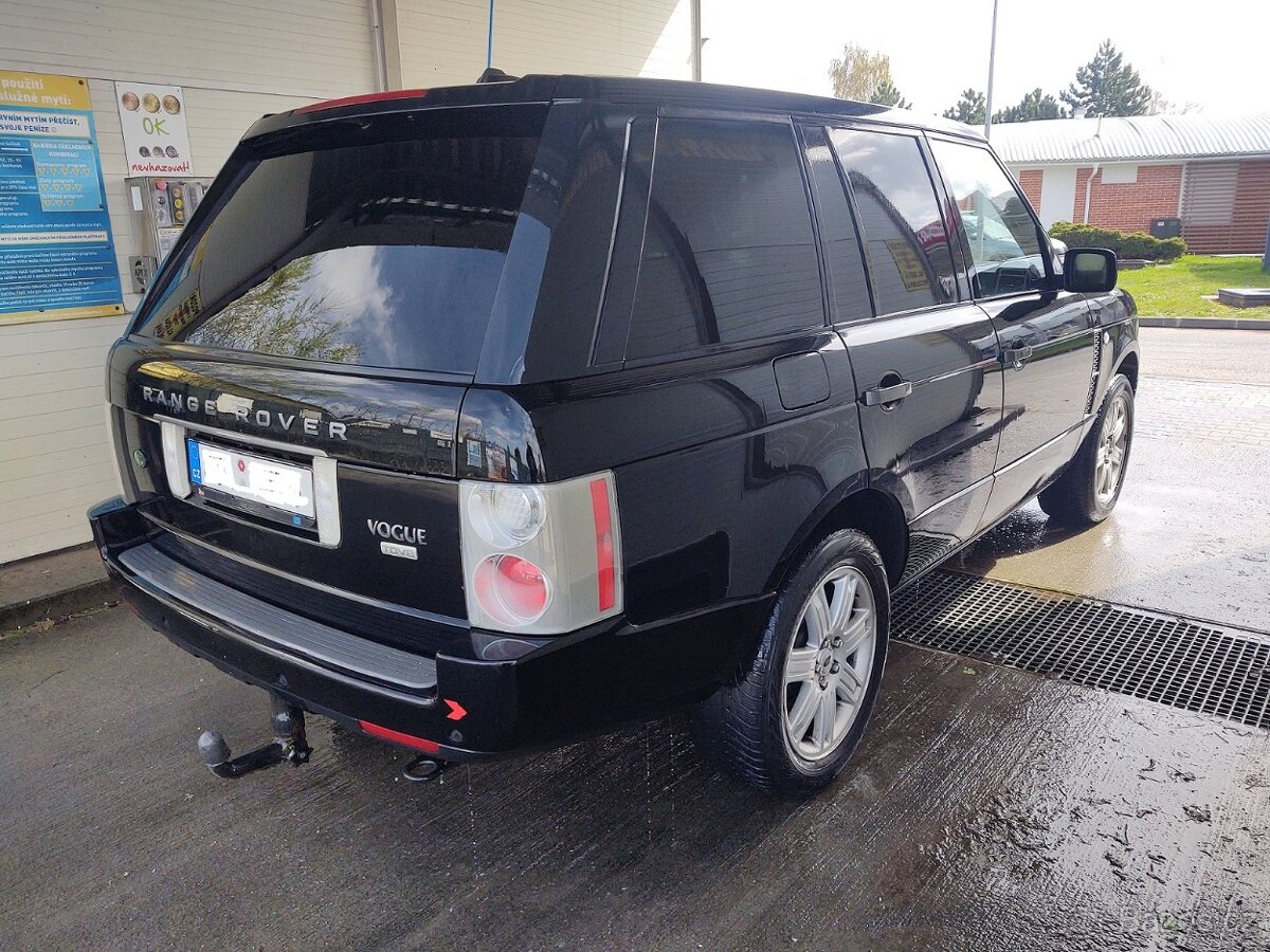 Range Rover V8 3.6 Vogue, tažné 3,5 t