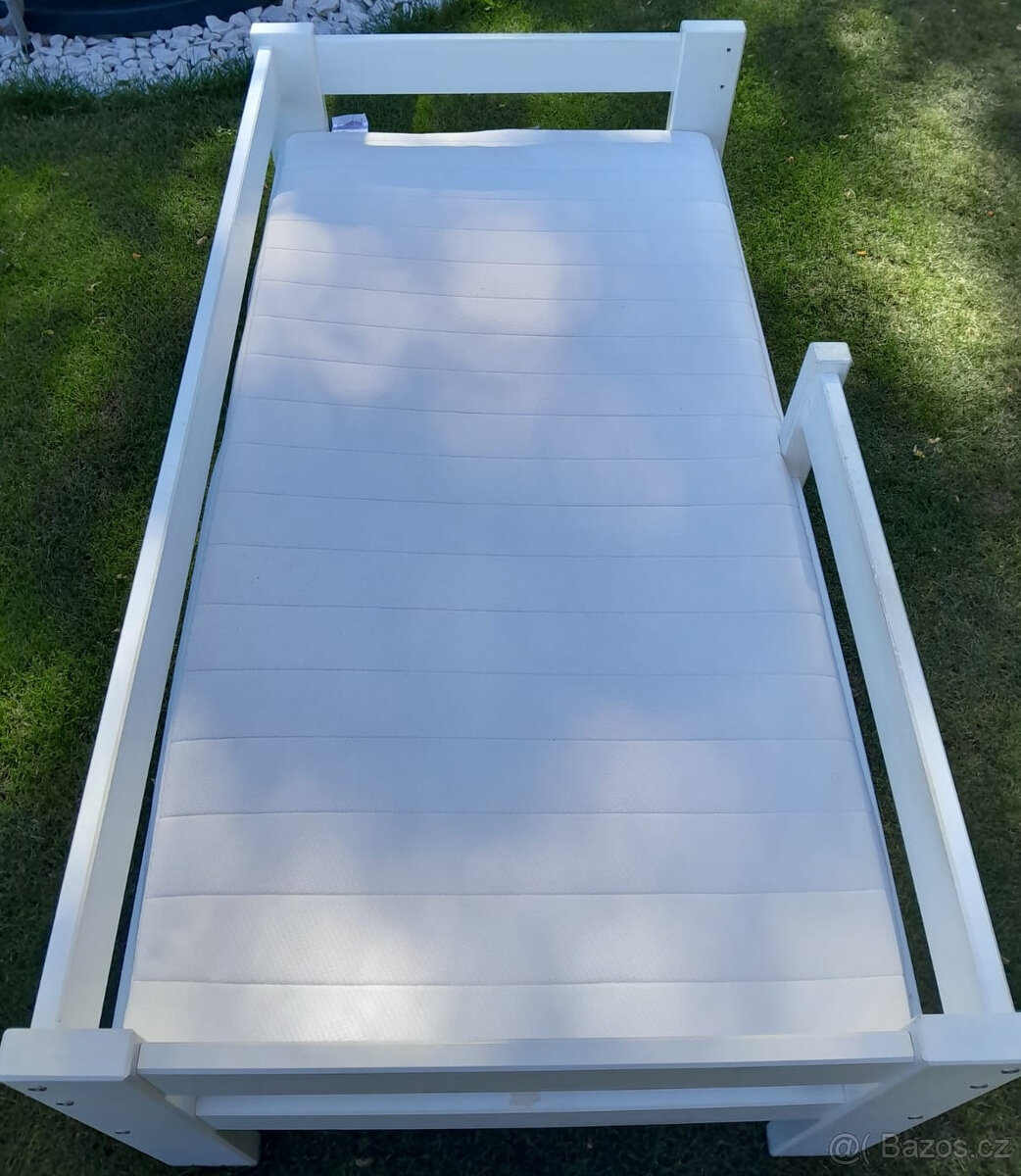 Dětská postýlka 140 x 70 cm včetně matrace - 3