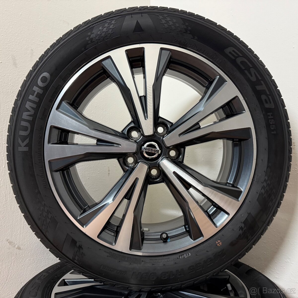 NISSAN QASHQAI 5x114,3 R18 ET40+LETNÍ 215/55R18 8mm - 3