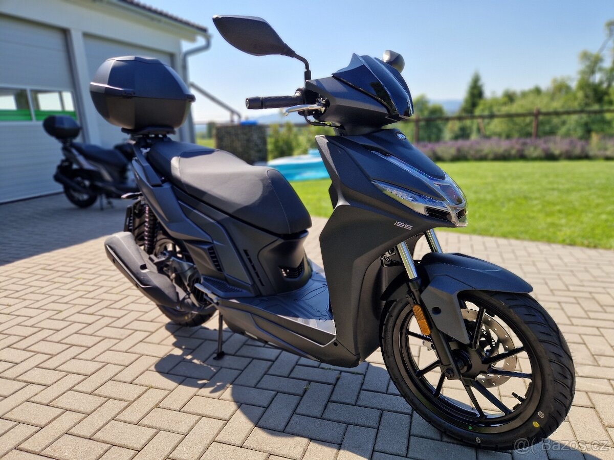 Kymco AGILITY S 125i CBS Final Edition Black + Kufr Zdarma - 3