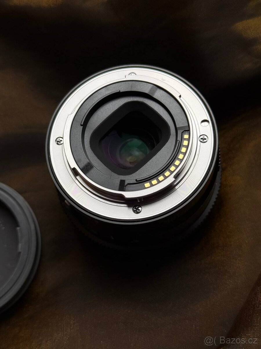 Sony FE 24mm f/2.8 G - 3