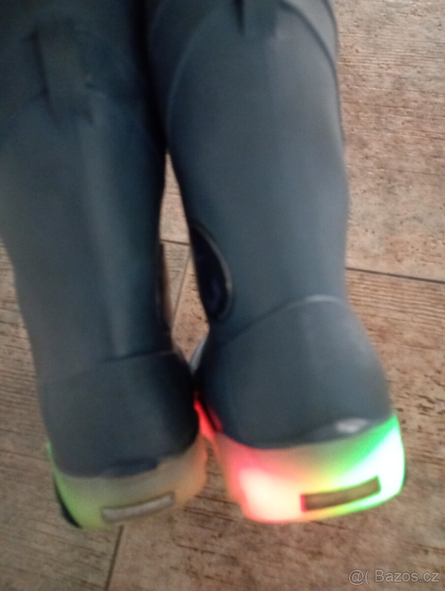Blikající gumáky vel. 28/29 - 3