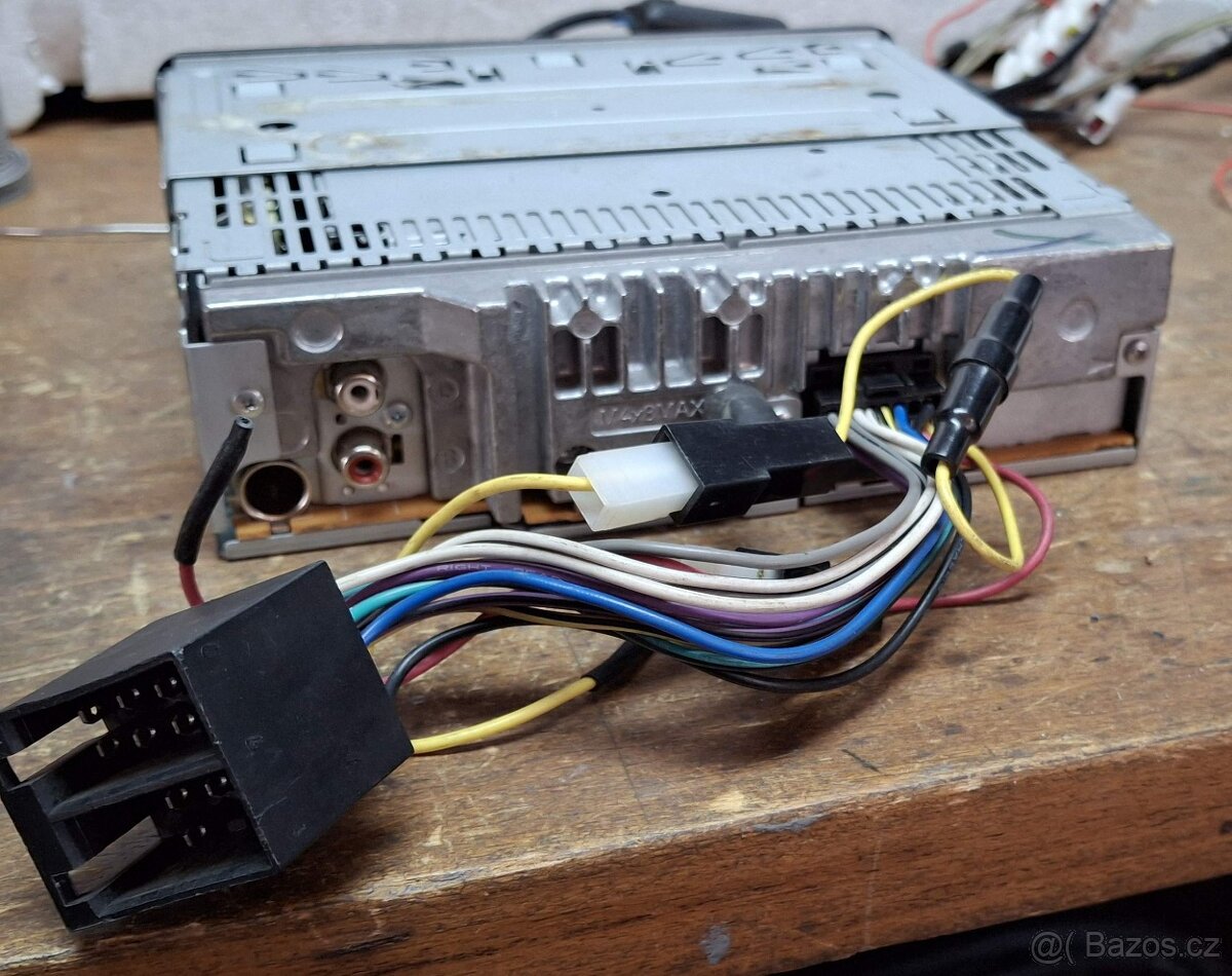 Autorádio Pioneer DEH-3700MP - 3