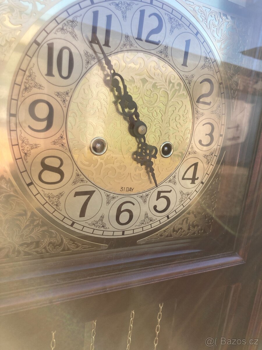 Podlahové hodiny 31 Day - 3