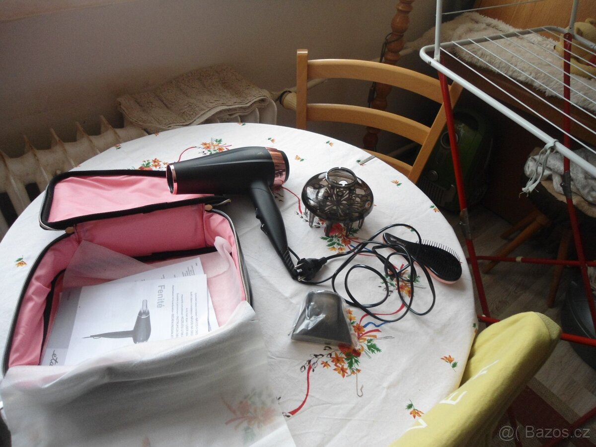 vysoušeč vlasů ETA - 3