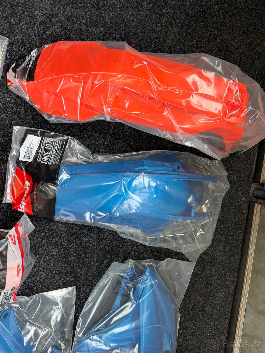 Nové plasty KTM 19-22 - 3