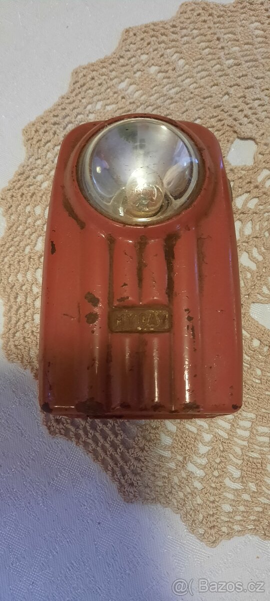 Svítilna, baterka - 3