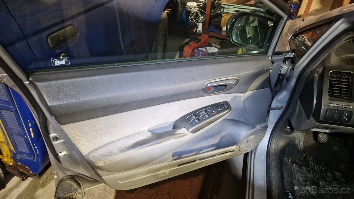 Honda civic 8g sedan fd - 3