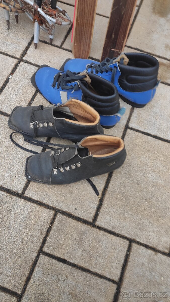 Staré retro lyže - 3