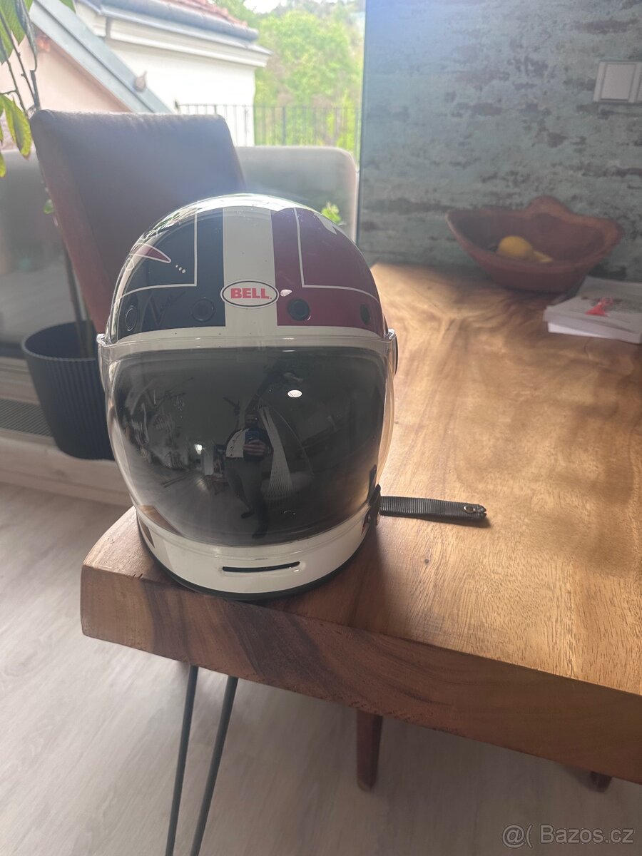 Bell Přilba - 3