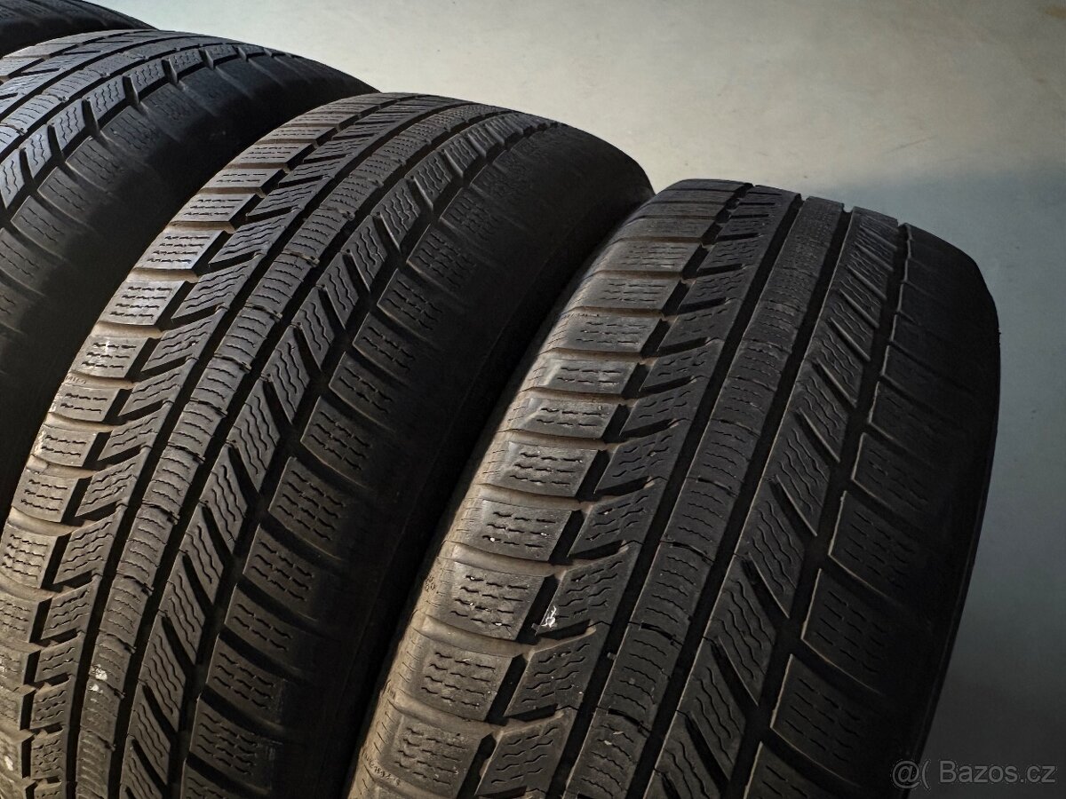 Zimní pneu Continental 215/55R17 - 3