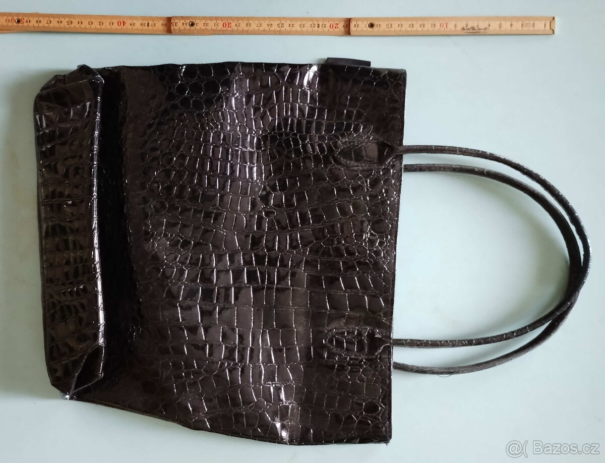 Dámské kabelky + klobouky + čepice - 3