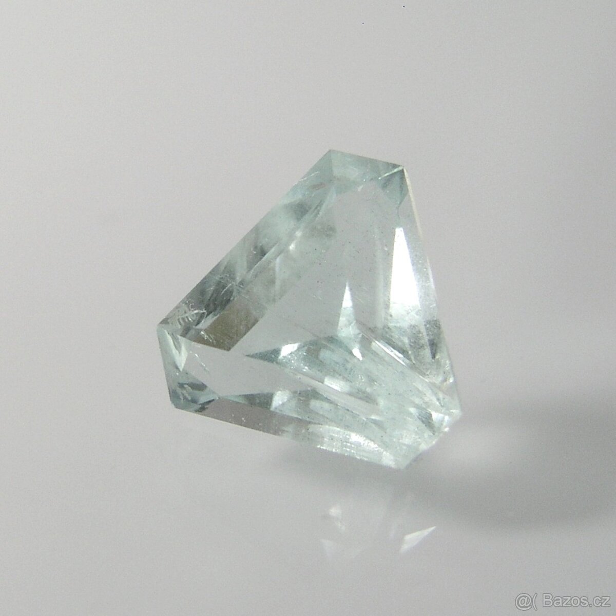 Akvamarín-Trillion-1,74 ct. - 3