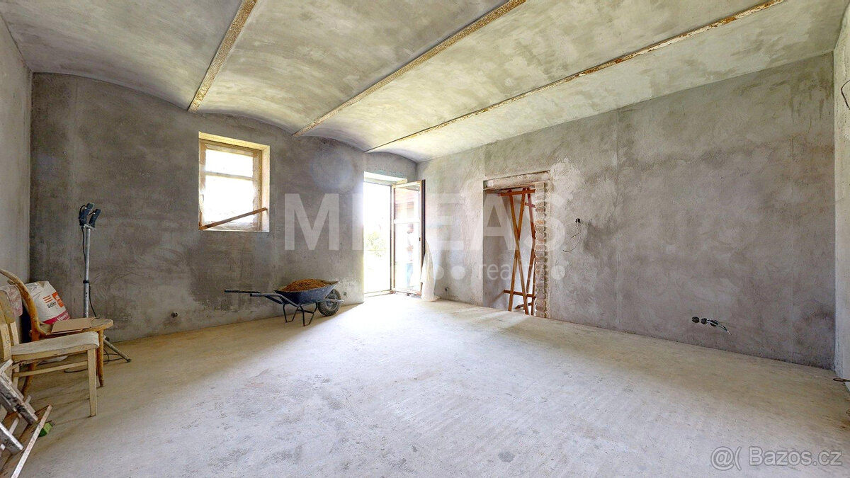 Roždalovice, prodej multifunkčního objektu, 419 m² na pozemk - 3