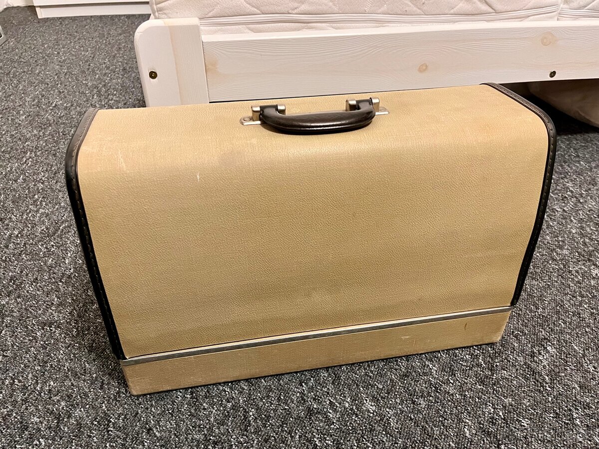 Šicí stroj VERITAS – zig-zag, v kufříku - 3