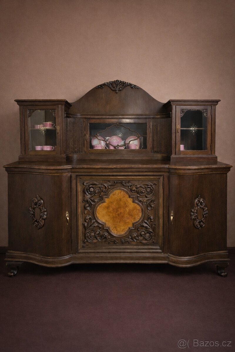 Starožitný nábytek - 3