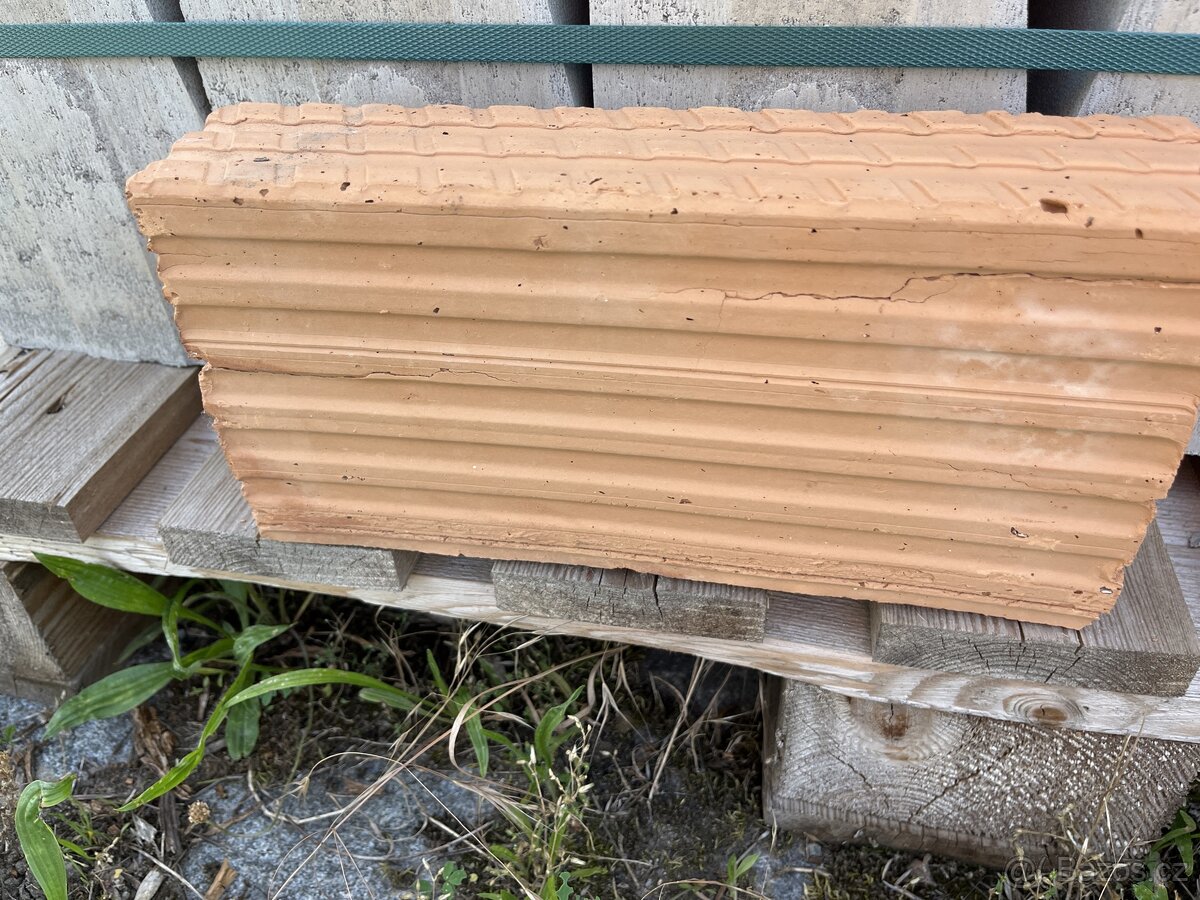 Cihla pálená dutá - 3