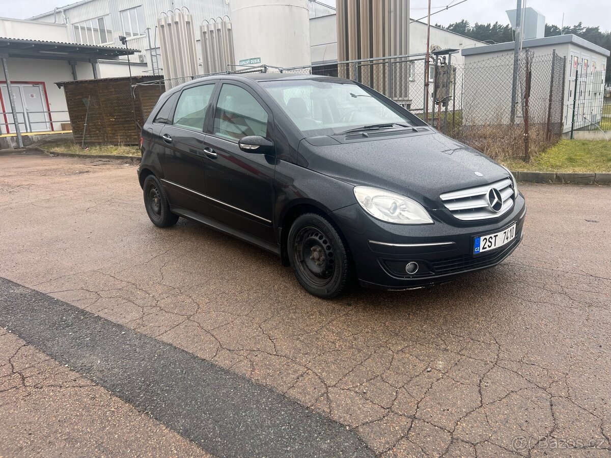 Prodám Mercedes-Benz B 170 - 3