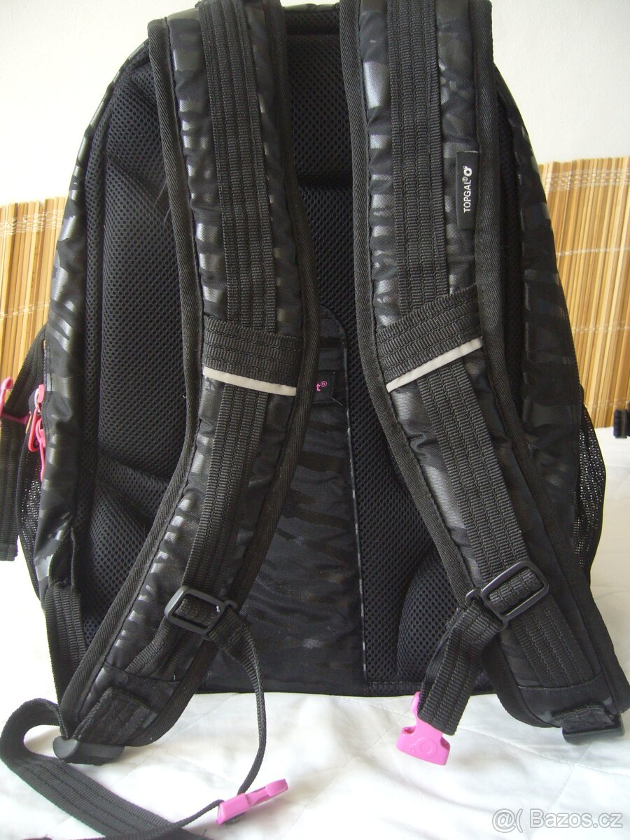 Prodám 2 studentské batohy - 3