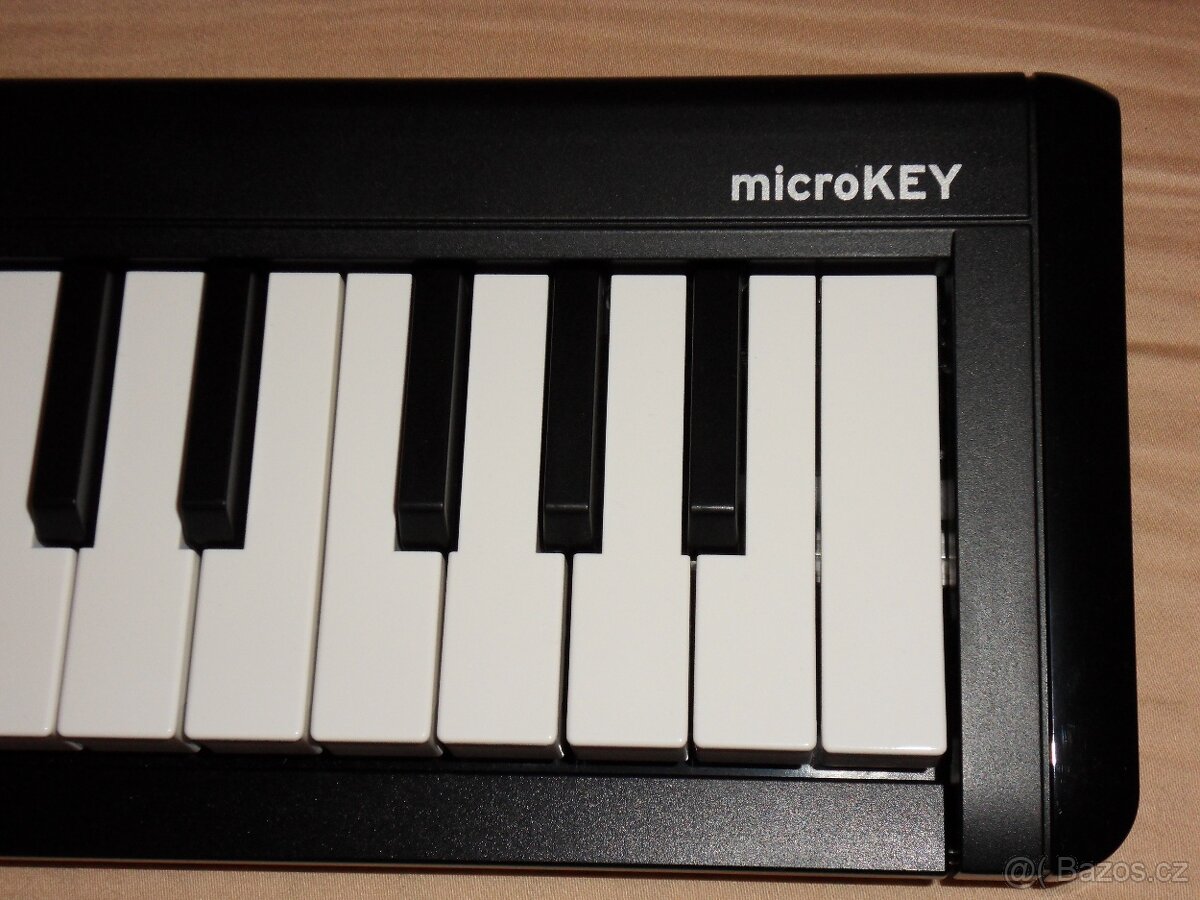 Korg microkey2-49 - 3