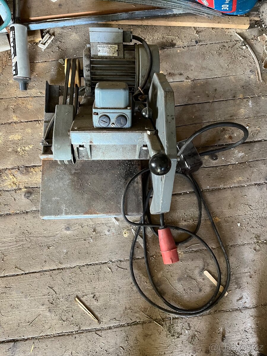 Rozbrušovací pila - 3