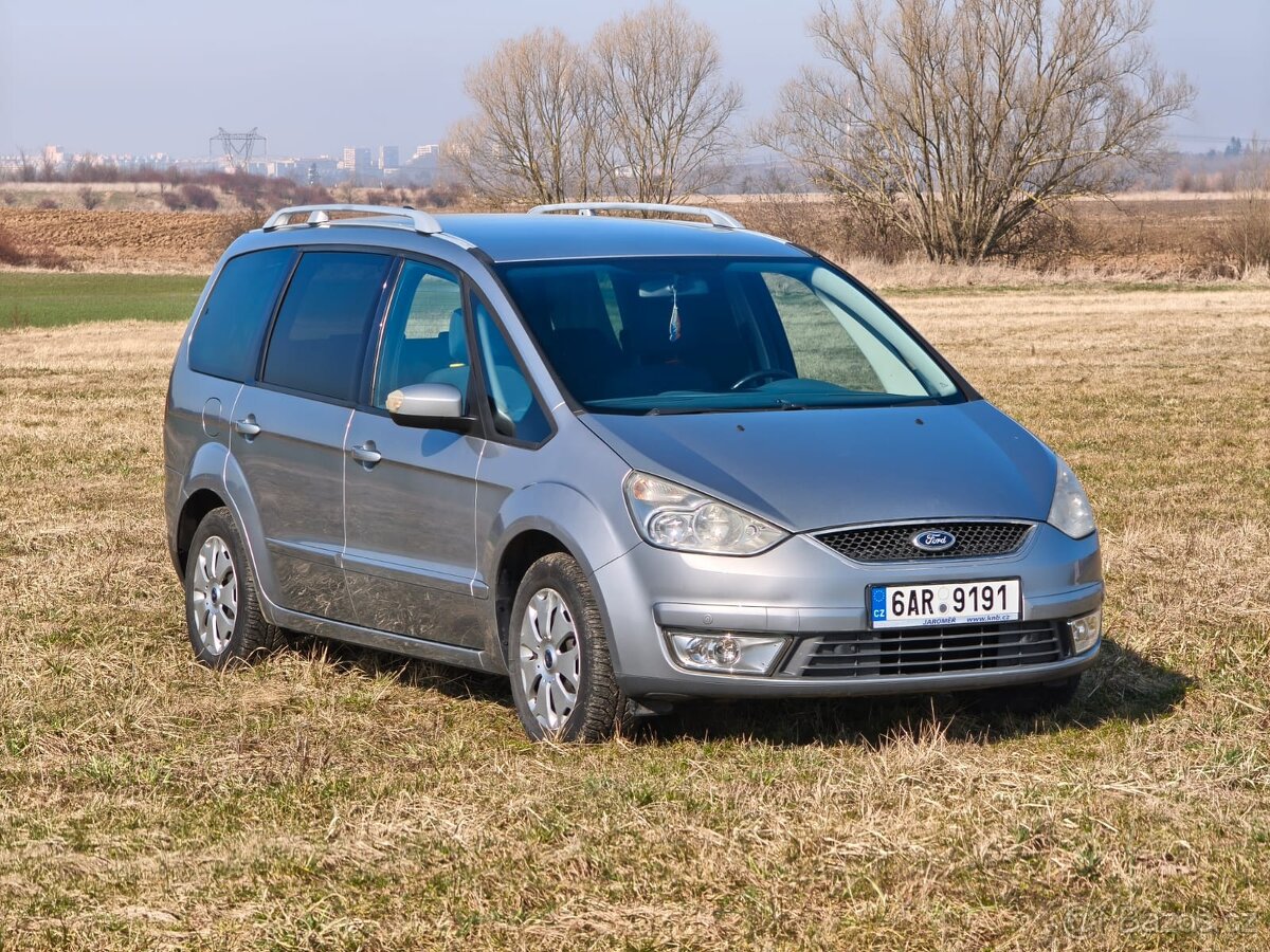 Ford Galaxy 2,0i - 3