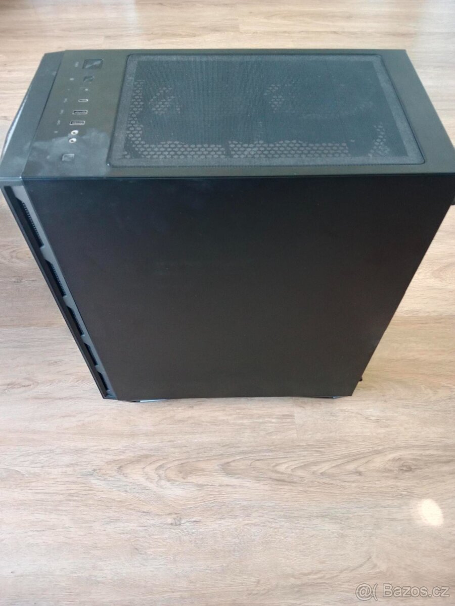 MSI skříň MPG GUNGNIR 110R - 3