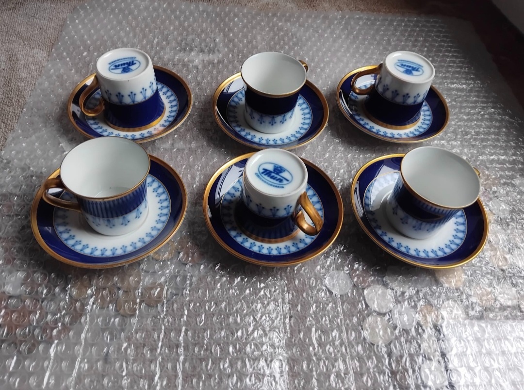 Porcelánová starožitná kávová souprava - 3