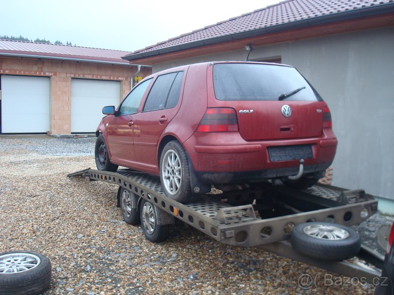 VW Golf - 3