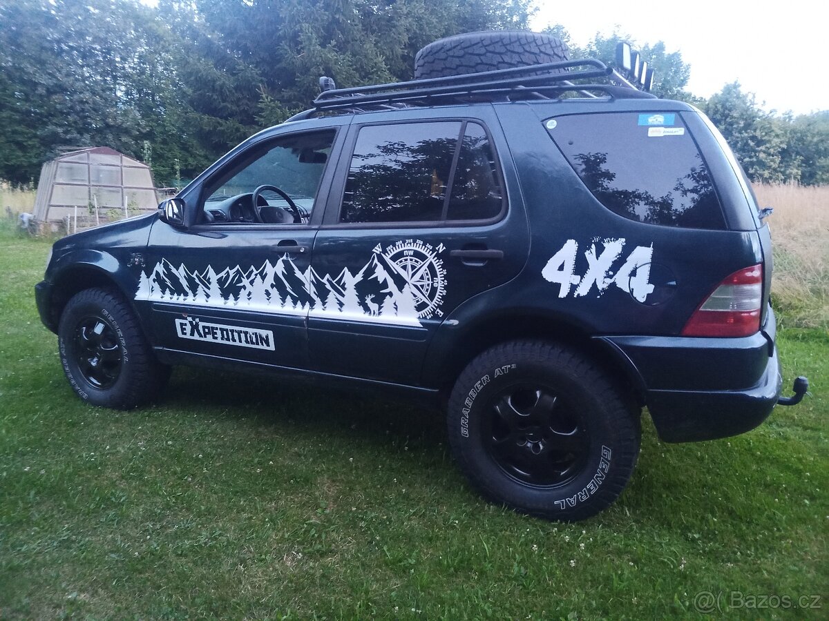 OBYTNÝ OFFROAD Expediční speciál Mercedes W163 ML270 cdi