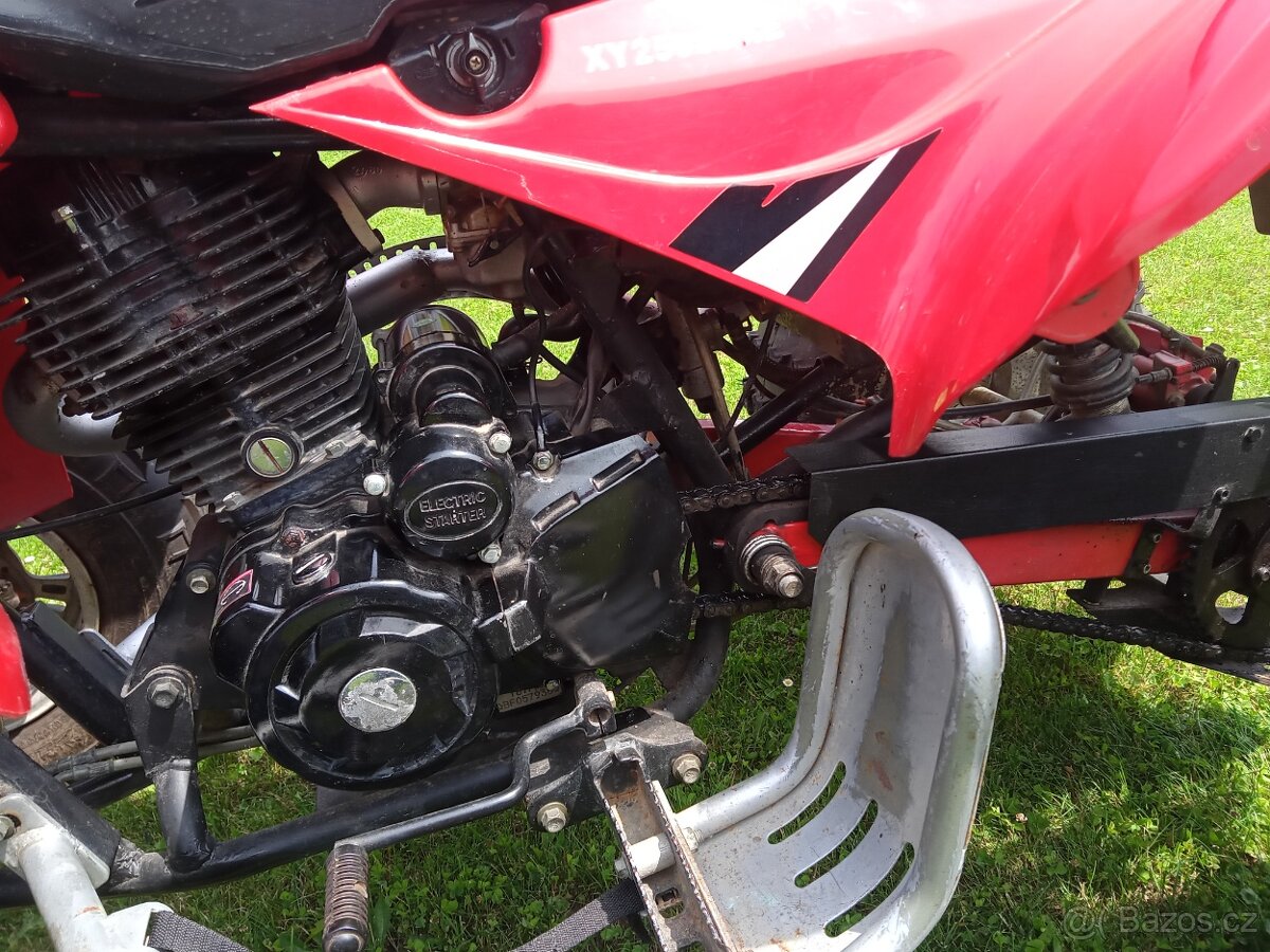 Shineray XY250STXE