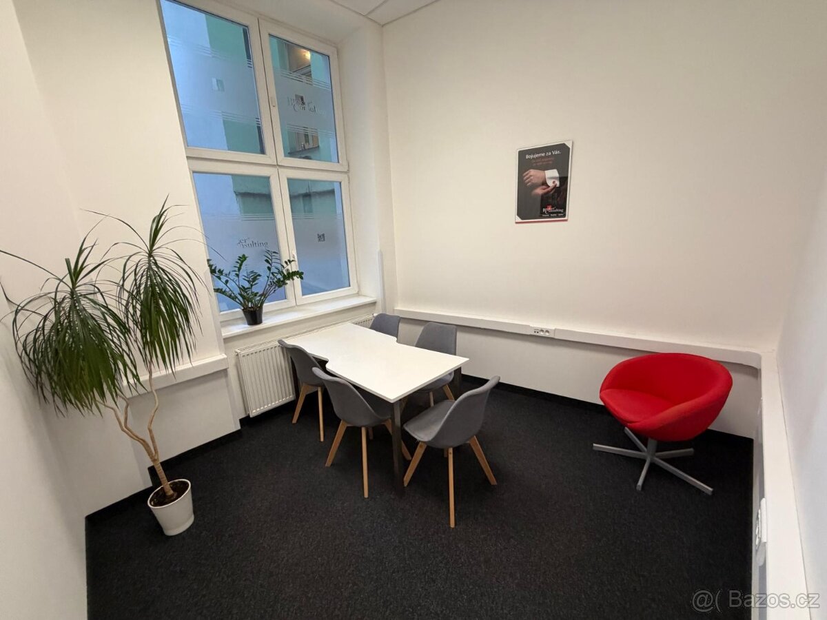 Kancelářský nábytek - 3