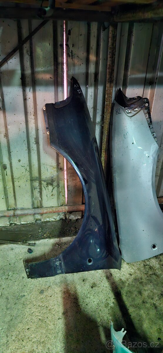 Levy predni blatnik audi A8 4D D2 3 kusy - 3