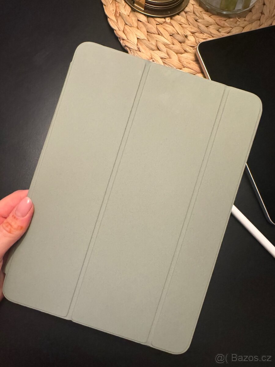 iPad Air 11 s příslušenstvím - 3