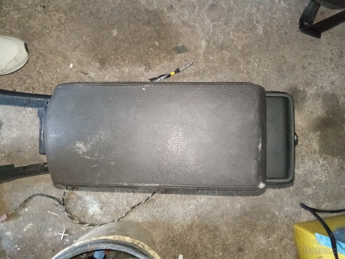 Díly interiéru Peugeot 407 - 3