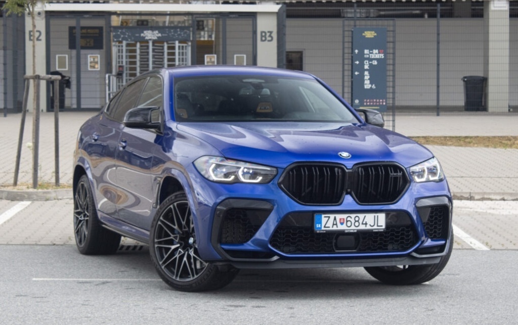 BMW X6 M Competition z roku 2021 - 3