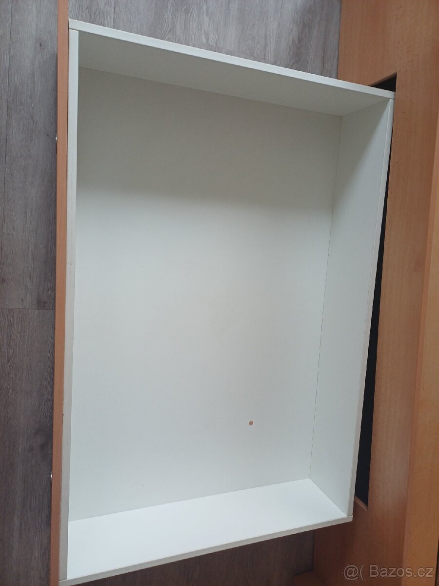 Postel s úložným prostorem - 3