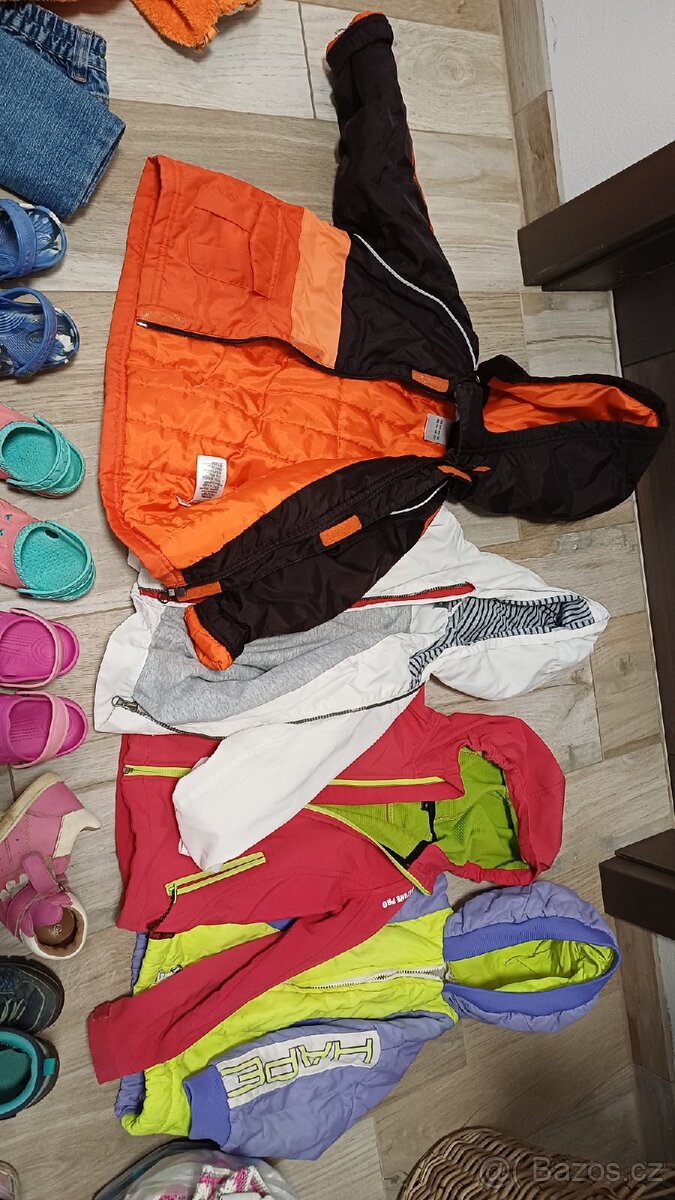 Boty, bundy a oblečení cca 2-4 roky pro holku - 3