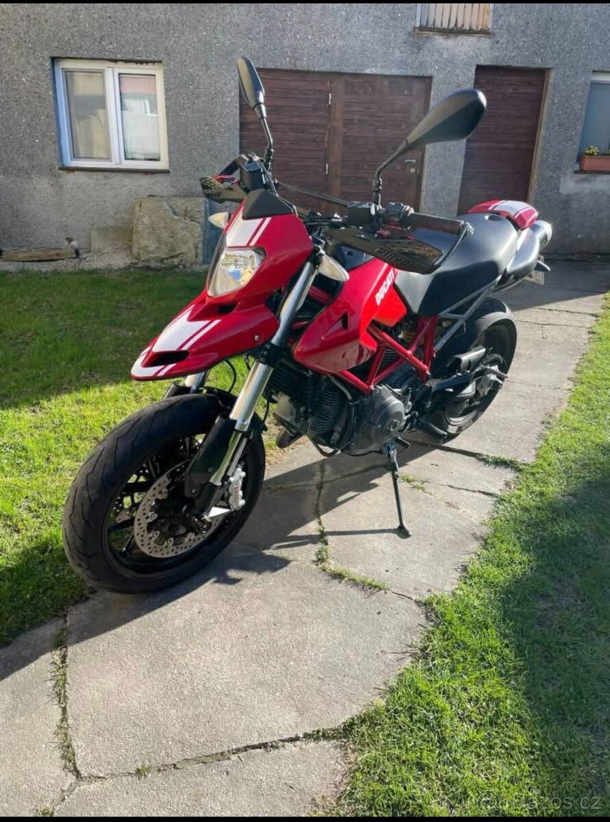 Ducati Hypermotard 796 - 3