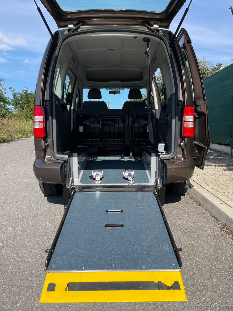 VW Caddy: plošina pro vozíčkáře - 3