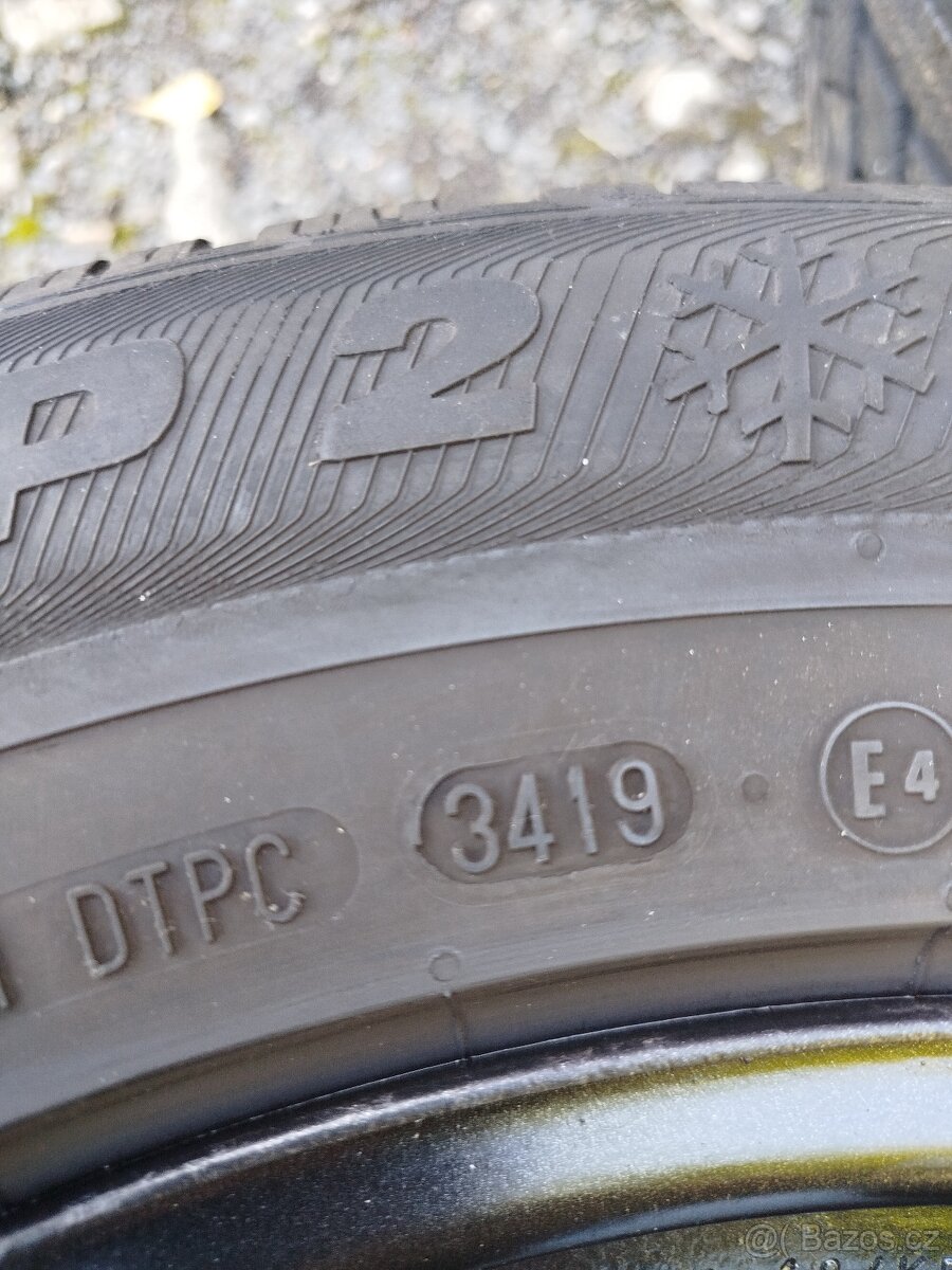 Kola Duster 5x114,3 6,5J R16 + Semperit - 3