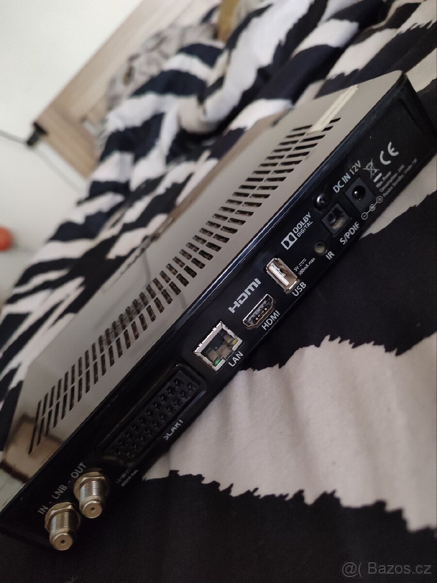 Satelitní přijímač Topfield TF S3000RHD - 3