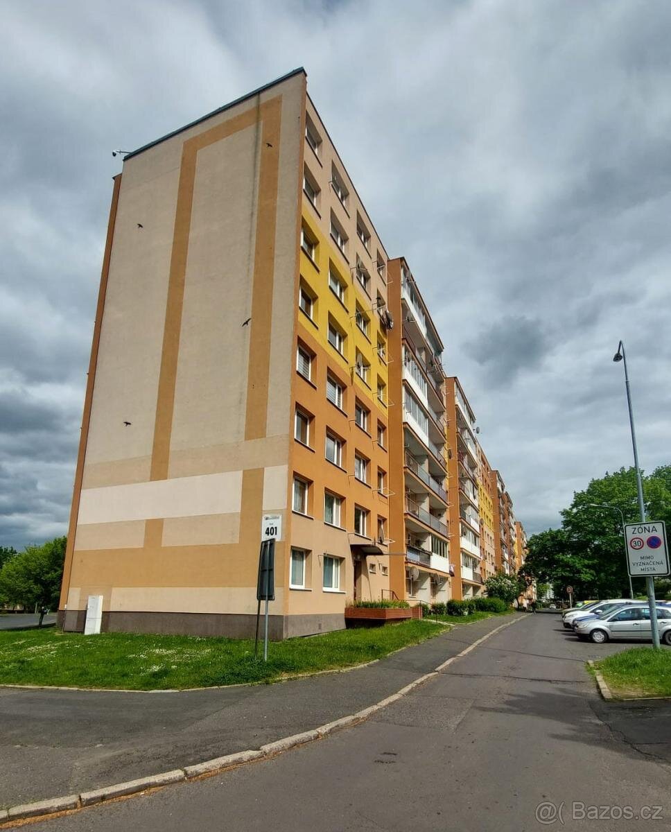 Pronájem bytu 3+1, U Stadionu 1352, Most - 3