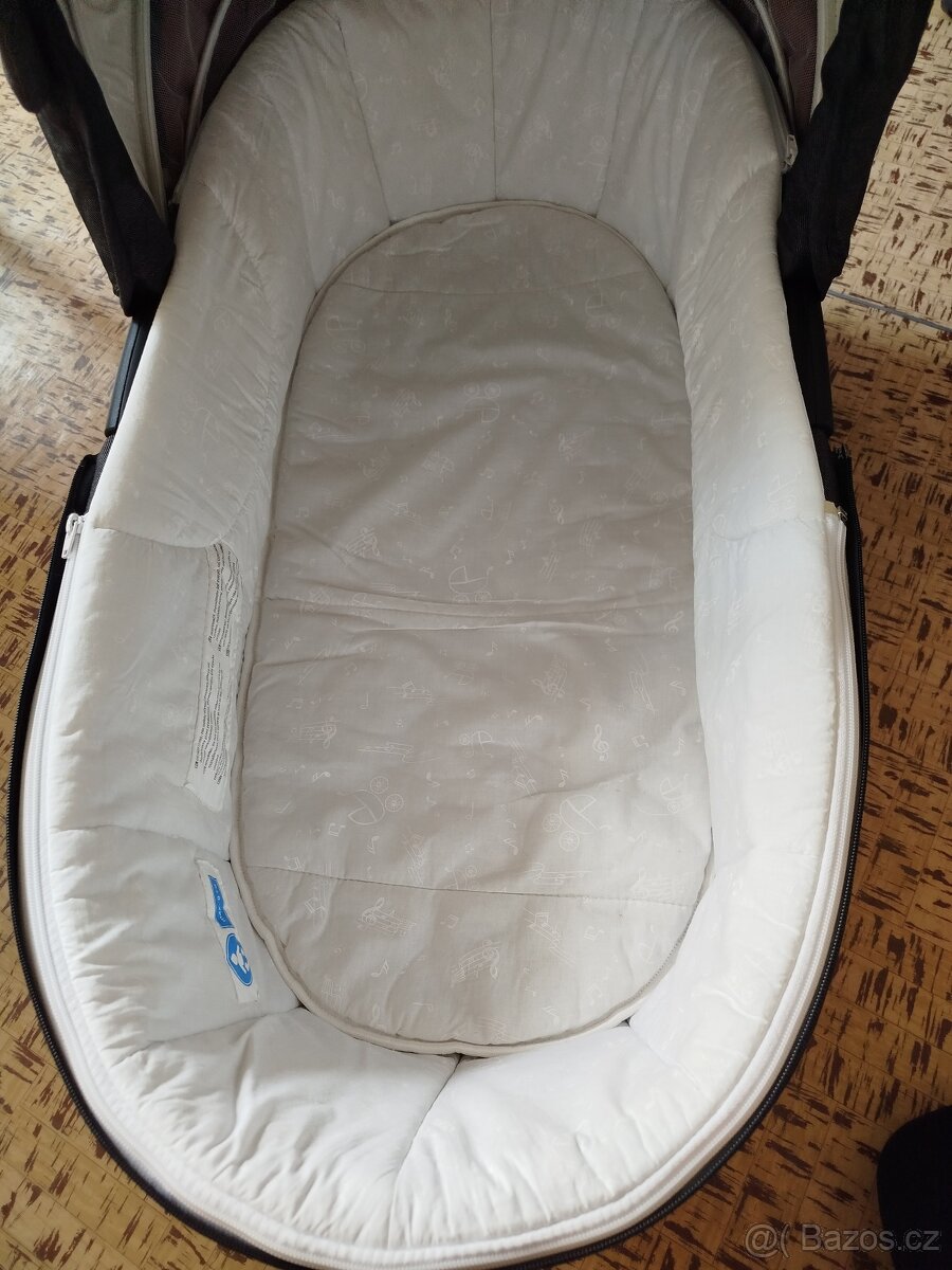 Kočárek Camarelo Zeo - 3