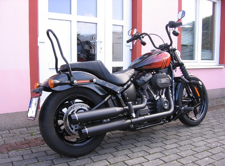 Harley Davidson FXBBS Street Bob motor M8 - 3