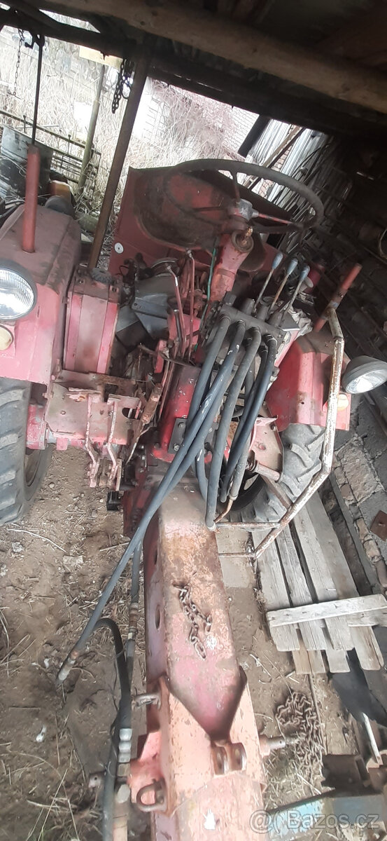 Prodám traktor RS-09 - 3