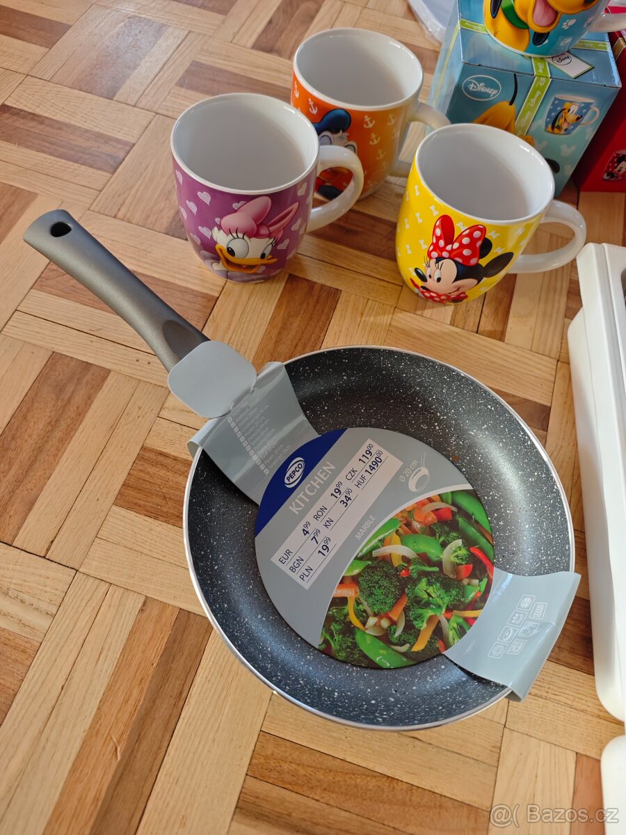 Příbory, talíře, hrnky....... - 3