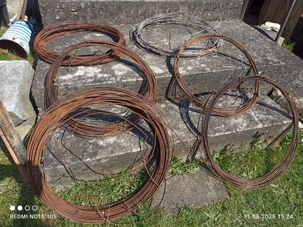 Vázací drát (cca 250m) - 3