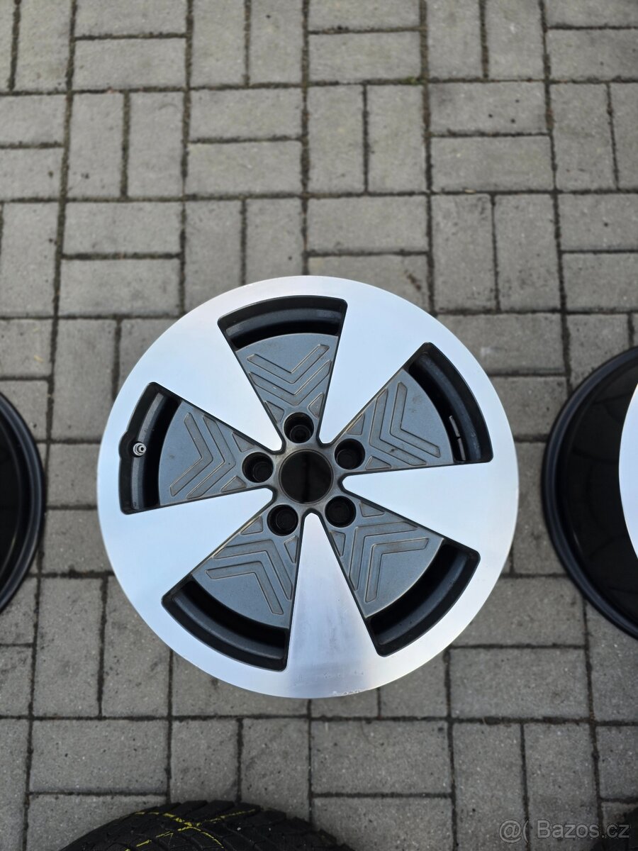 Alu kola Audi 5x112 R17 - 3